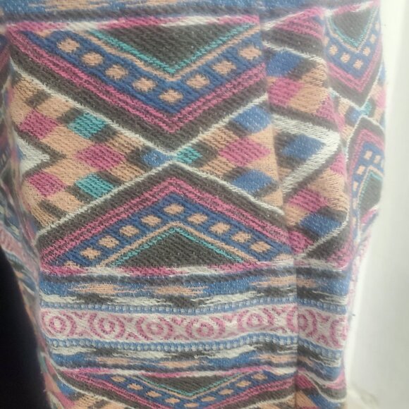 American Eagle Outfitters Southwest Aztec Pastel Print Mini Skirt Size 8 - Picture 6 of 8